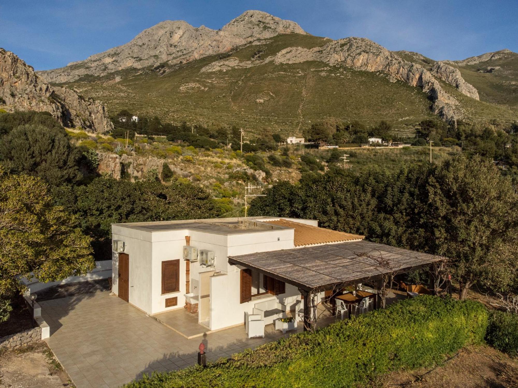 Pittalumari Makari Villa Macari Exterior photo